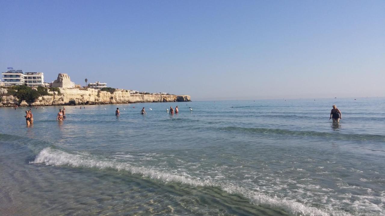 فيلا Torre Dell'Orso Centro - Villino Vista Mare Con Ampio Giardino المظهر الخارجي الصورة